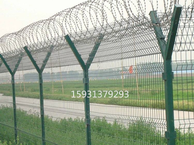机场护栏